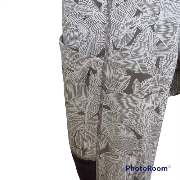 Athleta Colorblock Leaf Print Leggings, Size Small - Picture 12 of 13